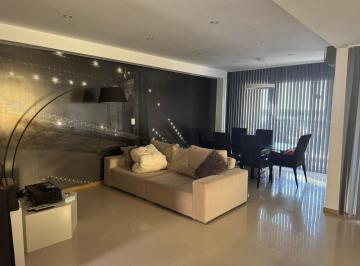 Casa · 150m² · 5 Ambientes · Casa en La Bahía