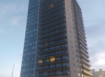 Departamento de 2 ambientes, Miramar · Dueño Vende Dto Al Frente con Hermosa Vista Al Mar y a La Cuidad