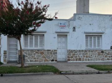 Casa · 84m² · 4 Ambientes · En Venta Casa a Reciclar