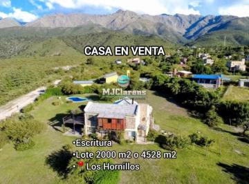 Casa · 180m² · 5 Ambientes · 2 Cocheras · Casa en Venta 3 Habitaciones Pileta Escritura