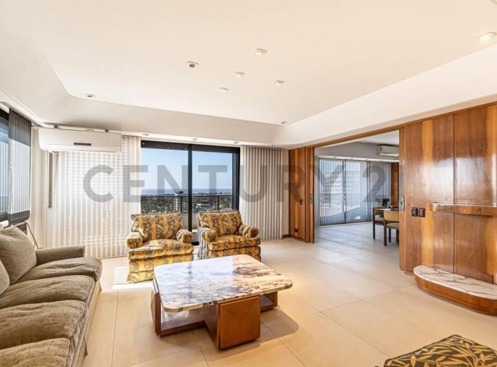 Piso Premium con Vista Al Río y 2 Cocheras