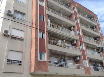 Departamento de 2 ambientes, La Matanza · Departamento de 45 m² con 1 Dormitorio en Alquiler en Villa Luzuriaga