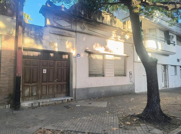 Bodega-Galpón · 176m² · 5 Ambientes