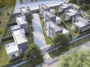 Casa de 3 ambientes, La Plata · Casa en Venta en Complejo Villa Elisa