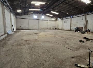 Bodega-Galpón de 6 ambientes, Quilmes · Se Vende Galpón con Casa en Planta Alta. San Fco. Solano.