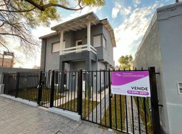Casa · 150m² · 3 Ambientes · 2 Cocheras · Casa - 4 Ambientes - Venta - San Antonio de Padua