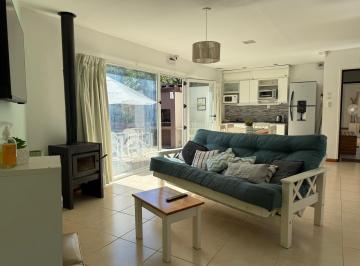 Casa · 158m² · 3 Ambientes · 4 Cocheras · Venta Complejo Turistico Compuesto por Dos Casas