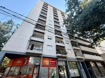 Departamento · 30m² · 1 Ambiente · Venta Monoambiente Divisible Balcon y Patio Terraza Apto Credito Zona Facultades Echesortu Rosario