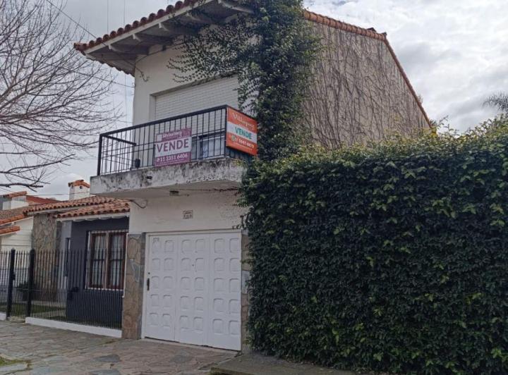 Departamento · 80m² · 3 Ambientes · 1 Cochera