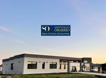 Casa · 173m² · 4 Ambientes · 2 Cocheras · Alquiler Anual (O Vta) Casa Luminosa y Moderna en Medal Pilar - a Estrenar