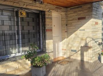 PH · 80m² · 3 Ambientes · Excelente PH 3 Amb