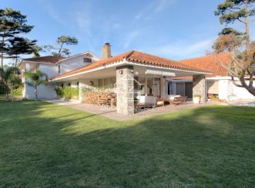 Foto1 · Venta Casa 5 Dorm. 4 Baños Mansa