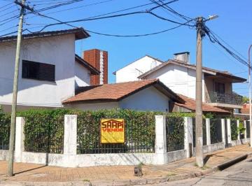 Casa de 6 ambientes, Tres de Febrero · Casa con 4 Dorm. de 317 m² en Venta en Ciudad Jardín