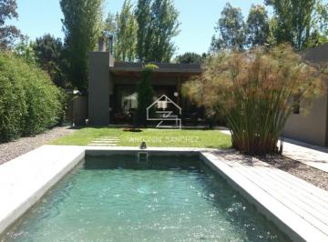 Foto1 · Casa en Venta, Exclusivo Barrio La Arbolada, Punta del Este.