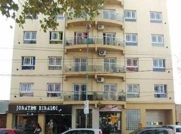 Departamento · 40m² · 2 Ambientes · 1 Cochera · Alquiler Departamento 2 Ambientes Merlo Centro