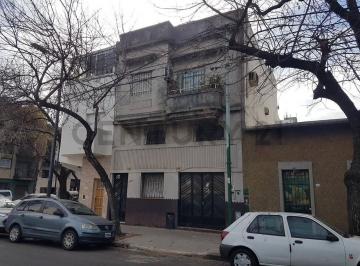 Casa · 212m² · 5 Ambientes · 2 Cocheras · Venta Casa 4 Ambientes Villa Crespo