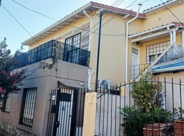 PH · 63m² · 3 Ambientes · PH 3 Amb. en Planta Alta C/balcón Al Frente y Ctr - Frte.