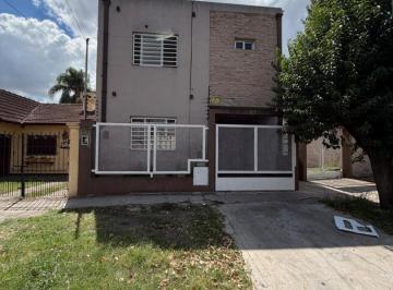 Casa · 100m² · 4 Ambientes · 1 Cochera · Duplex Cuatro Ambientes, en Venta. - Ituzaingo Norte