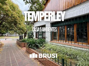 Casa · 167m² · 5 Ambientes · 1 Cochera · Casa en Venta en Temperley - 5 Ambientes