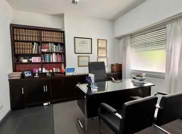 Oficina comercial · 76m² · 4 Ambientes · Venta Consultorios 3 Privados Recepcion Sala de Espera a La Calle Centro