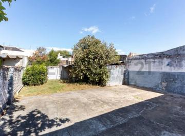 Departamento · 350m² · 1 Ambiente · Venta de Lote con 11 Unidades en Villa Maipú. Renta Potencial. Permuta