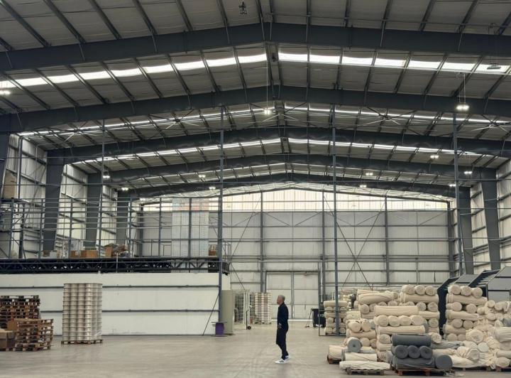 Bodega-Galpón · 2000m² · 8 Cocheras