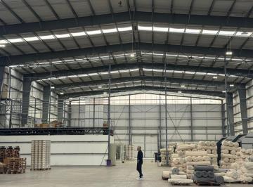 Bodega-Galpón · 2000m² · 8 Cocheras · Excelente Nave Industrial 2000 m Cub Venta Polo Industrial Spegazzini