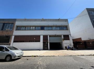 Depósito · 2076m² · Deposito en Venta - 2076 m² C/red de Incendios - Floresta.