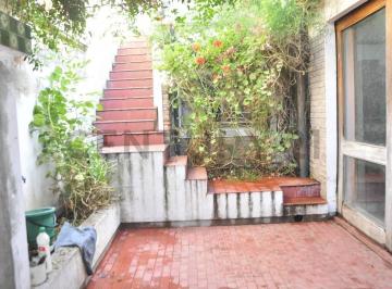 Casa · 170m² · 4 Ambientes · 1 Cochera · Venta Casa a Reciclar Centro de Mercedes