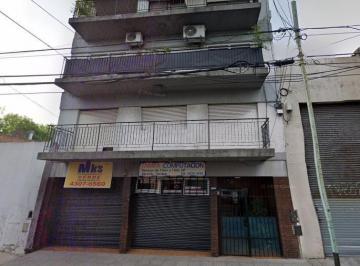 Frente edificio · Departamento en Barracas