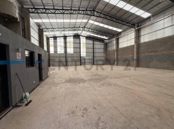 Bodega-Galpón · 400m² · Galpon en Alquiler.