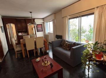 Casa de 6 ambientes, Ciudad de Mendoza · Vendo Casa en Godoy Cruz - Oportunidad