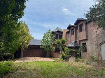 Casa de 5 ambientes, Mar del Plata · Casa Chalet en Venta, Av Juan José Paso 4100