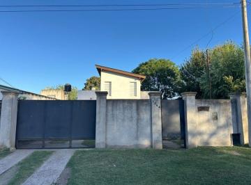 Casa de 4 ambientes, General Belgrano · Casa 72 m², Calle 29 Entre 30 y 32, General Belgrano, Provincia de Buenos Aires.