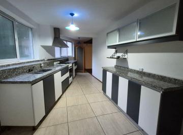 Casa de 8 ambientes, Córdoba · Alquiler Casa · Dorm. Zona Norte Cerca de Intercountry