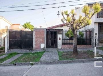 Casa de 4 ambientes, Salta · Casa en Venta C/ Cochera en Otros Barrios