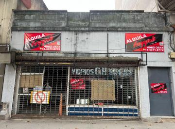 Local comercial , Caballito · Local Comercial Apto Diversos Rubros Sobre Lote de 8,66 X 30,60 Cid Campeador Av Diaz Velez 5565