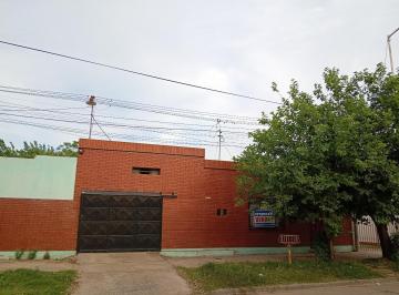 Casa · 120m² · 4 Ambientes · Casa en Venta