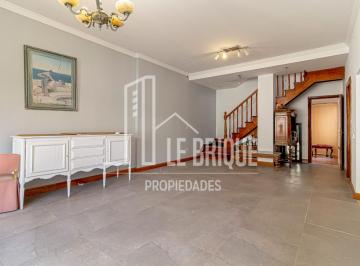 Casa · 188m² · 5 Ambientes · 1 Cochera · Casa en Lote Propio 5 Ambientes - Le Brique Propiedades
