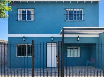 Casa · 180m² · 3 Ambientes · 1 Cochera · Casa en Pilar