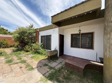 PH de 3 ambientes, Hurlingham · Casa PH Interno - 3 Ambientes con Cochera - Apta Credito - Hurlingham