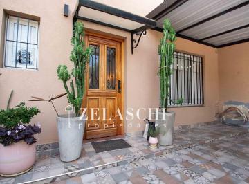 PH · 80m² · 4 Ambientes · 1 Cochera · Venta: Dúplex Sobre Calle Finca, Ciudad Jardín - Moderno y Amplio!
