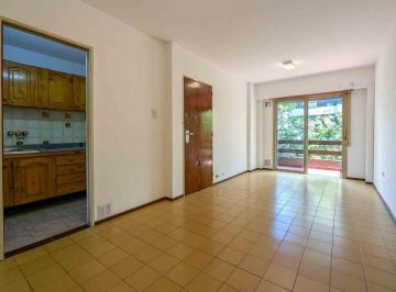 Imagen 1 - Departamento de 1 dormitorio con balcón y ventilación cruzada en barrio Martin. - · Departamento de 1 Dormitorio con Balcón y Ventilación Cruzada en Barrio Martin.