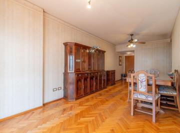 Departamento · 86m² · 4 Ambientes · 1 Cochera · Venta 4 Amb con Cochera en Caballito