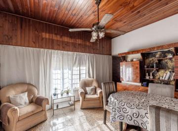 Departamento · 61m² · 3 Ambientes · Venta Departamento San Martin Patio Terraza Balcon