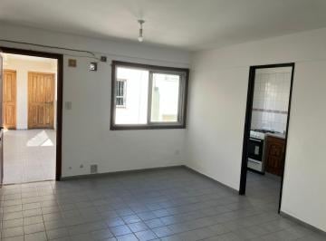 Departamento · 60m² · 3 Ambientes · Depto 2 Habitaciones Sobre Achaval Rodriguez 573