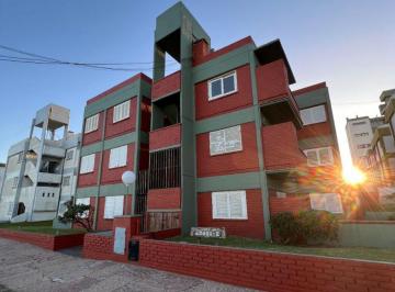 Departamento de 1 ambiente, Villa Gesell · Departamento Monoambiente C/ Balcón Zona Centro