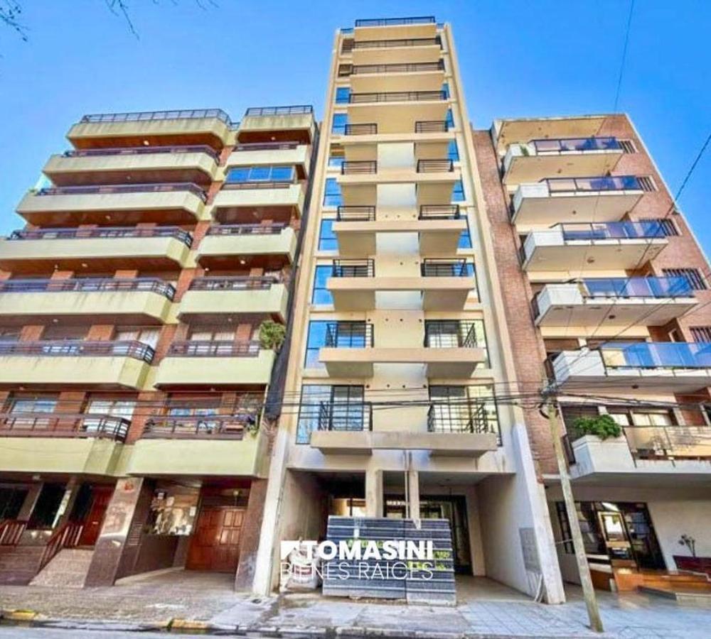 Departamento monoambiente a estrenar, en el tradicional barrio La Perla de Mar del Plata, una de las zonas más buscadas de la ciudad por su cercanía al mar y su entorno residencial con excelente conectividad