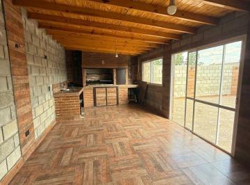 Casa de 4 ambientes, Morón · Casa en Venta 4 Ambientes con Quincho