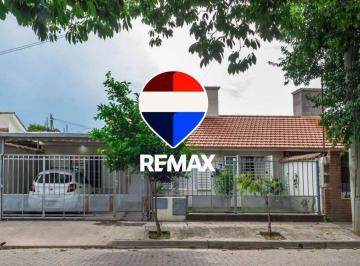 Casa · 72m² · 4 Ambientes · 2 Cocheras · Casa 3 Dorm. Venta B° Los Tarcos Zona Sur